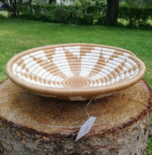 Load image into Gallery viewer, A Mixed of Blue & Beige African Handwoven Rwanda Basket Hanging Wall Basket