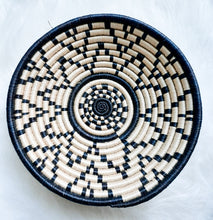 Load image into Gallery viewer, Set of 4 Black, beige & White African Handwoven Rwanda Basket Hanging Wall Basket