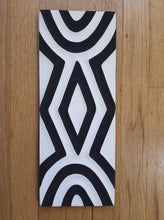 Load image into Gallery viewer, Black & White Imigongo African Rwanda Painting Handcraft Traditional Art Work