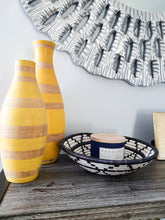 Load image into Gallery viewer, Set of 4 Black & White Star Rwanda Basket Hanging Wall basket Woven African Basket