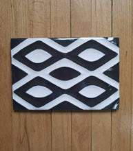 Load image into Gallery viewer, Black & White Imigongo African Rwanda Painting Handcraft Traditional Art Work