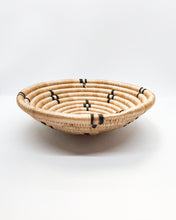 Load image into Gallery viewer, Set of 4 Black, beige & White African Handwoven Rwanda Basket Hanging Wall Basket