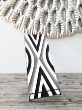 Load image into Gallery viewer, Black & White Imigongo African Rwanda Painting Handcraft Traditional Art Work