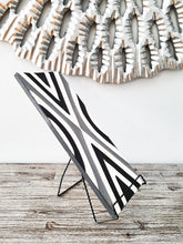 Load image into Gallery viewer, Black & White Imigongo African Rwanda Painting Handcraft Traditional Art Work