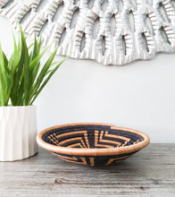 Load image into Gallery viewer, Black & Brown African Handwoven Rwanda Basket Hanging Wall Basket