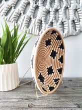 Load image into Gallery viewer, Beige, Black & White Point Noir African Woven Basket