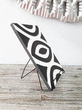 Load image into Gallery viewer, Black & White Imigongo African Rwanda Painting Handcraft Traditional Art Work