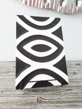 Load image into Gallery viewer, Black & White Imigongo African Rwanda Painting Handcraft Traditional Art Work