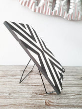 Load image into Gallery viewer, Black & White Imigongo Rwanda Painting African Handcraft Wall Decor Unique African Pattern