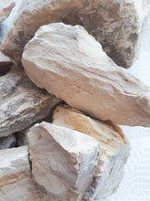 Load image into Gallery viewer, Clay/ African Clay/ Clay Chunks / African Kaolin Chunks/ Kalaba/ Argile/ Kaolin/ Lokpo