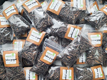 Load image into Gallery viewer, Selim Pepper- Grains of Selim- Uda Pepper- Negro Pepper- African Spices- Hwentia