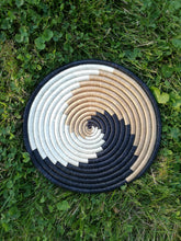 Load image into Gallery viewer, African Decorative Woven Trivet