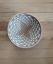 Load image into Gallery viewer, Set of 3 White & Beige Rwanda Basket/ Storage Basket/ Handwoven Basket/ Hanging Wall Basket/ Boho Wall Art/ Fruit Bowls