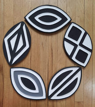 Load image into Gallery viewer, Black & White Imigongo African Rwanda Painting Handcraft Traditional Wall Art Décor Work