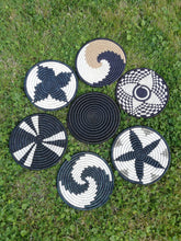 Load image into Gallery viewer, African Decorative Woven Trivet