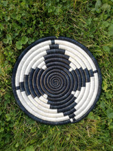 Load image into Gallery viewer, African Decorative Woven Trivet