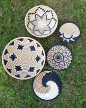 Load image into Gallery viewer, Beige, Black & White Point Noir African Woven Basket