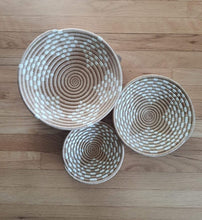 Load image into Gallery viewer, Set of 3 White & Beige Rwanda Basket/ Storage Basket/ Handwoven Basket/ Hanging Wall Basket/ Boho Wall Art/ Fruit Bowls
