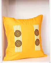 Load image into Gallery viewer, Yellow &amp; white Boho Decorative Throw Pillow Cover - Modern Collection
