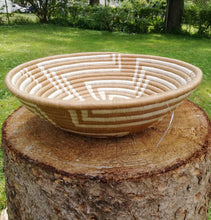 Load image into Gallery viewer, White &amp; Beige African Rwanda Handwoven Basket
